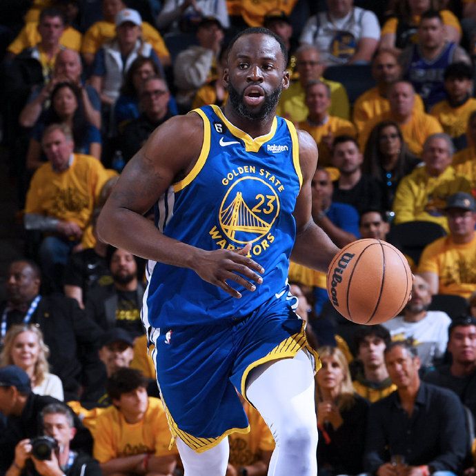 包含勇士官方公布新规，刷新队史纪录引发争议，复出首战轰40分球迷热议！的词条-官方网站